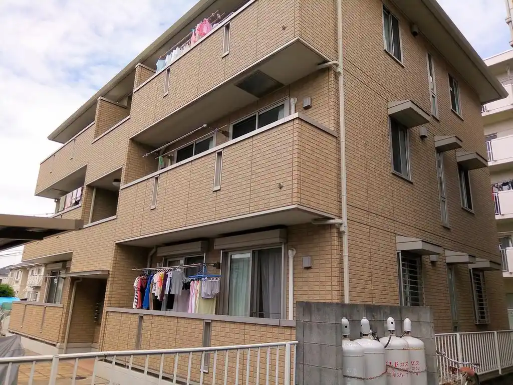BRILLIANT FLATS 外観