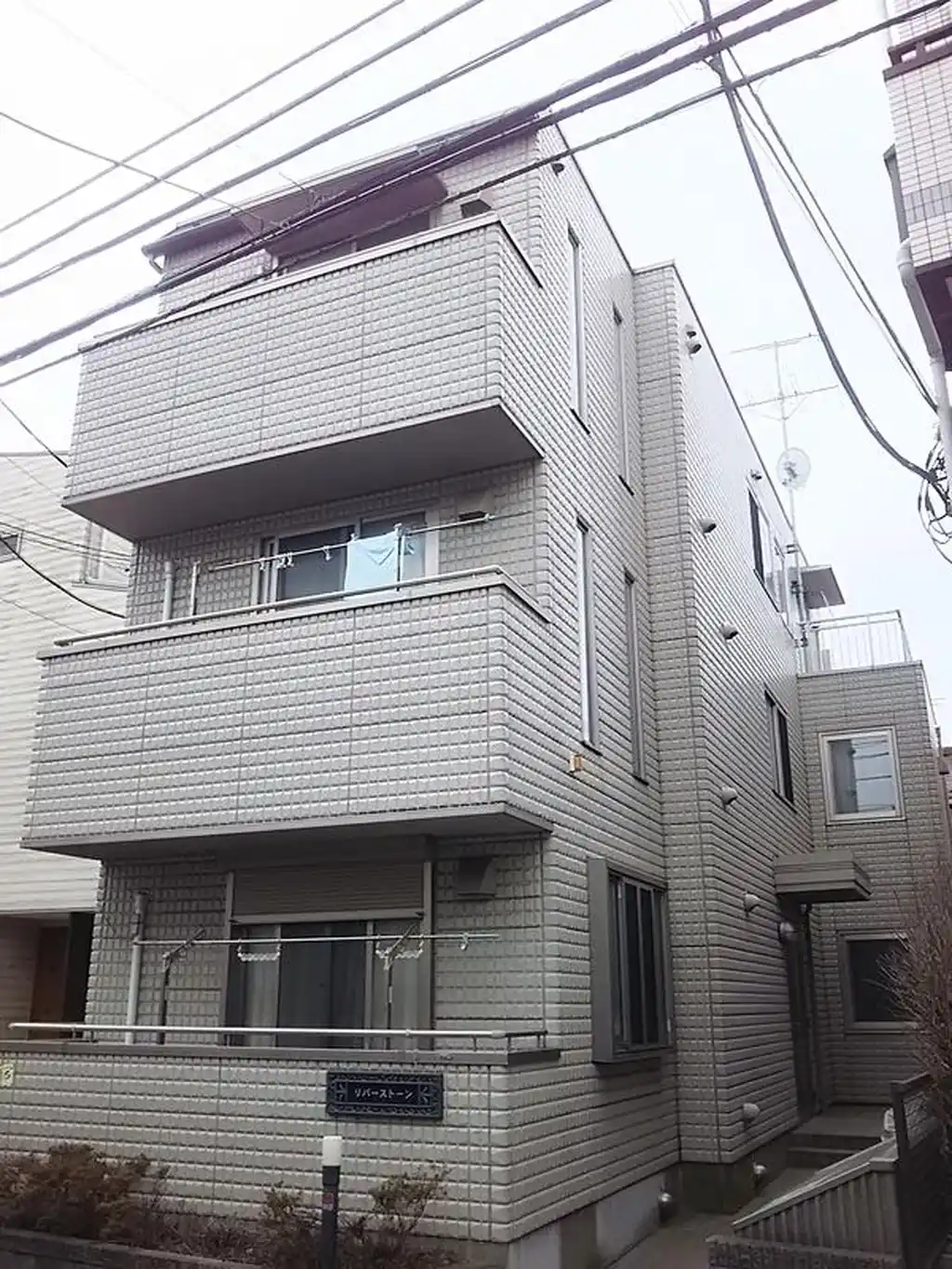 リバーストーン 外観