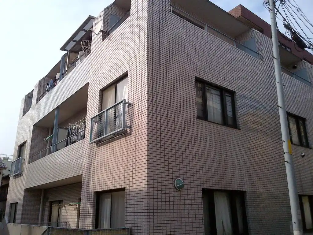 サングレース 外観