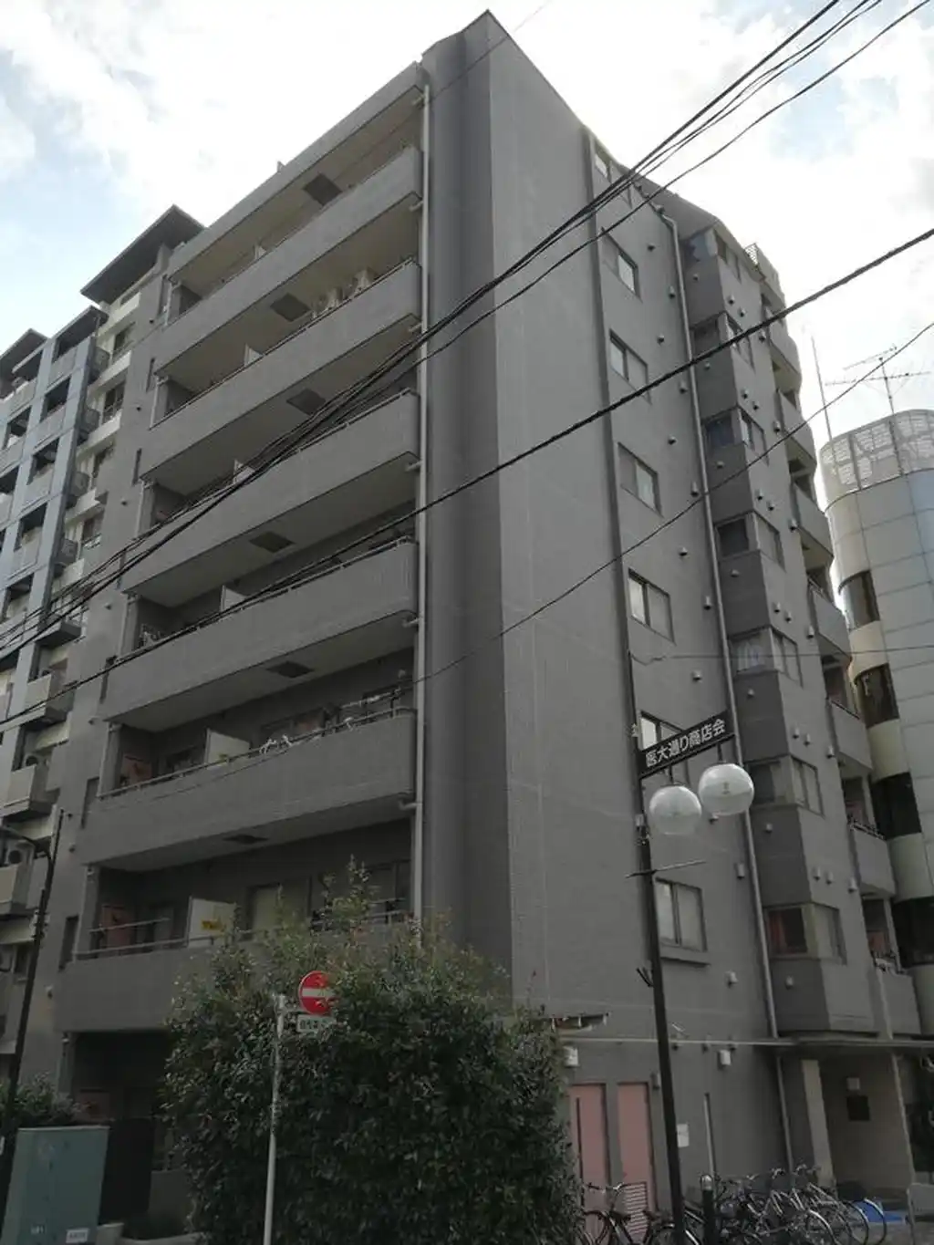 エクセルシオール新宿 外観