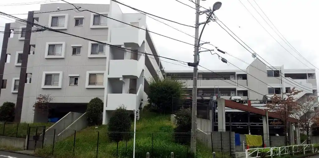 サングレイス京王堀之内コートD 外観