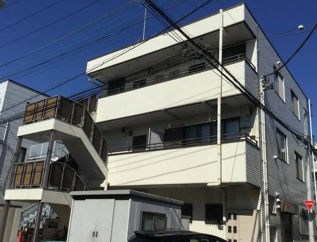 22番街ビル 外観