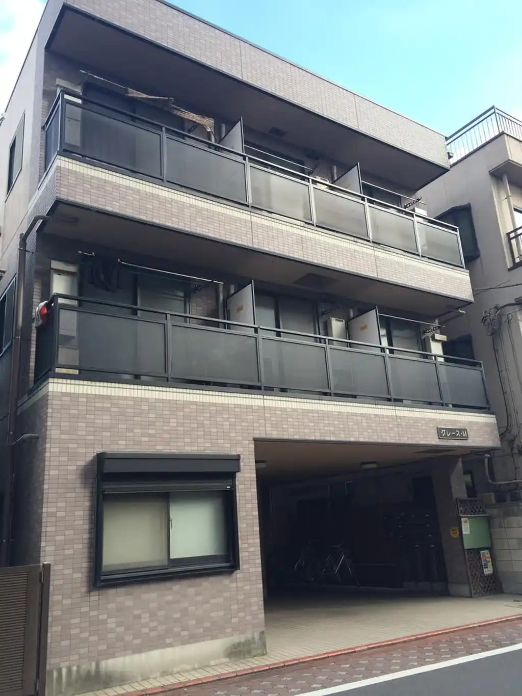 グレース・M 外観