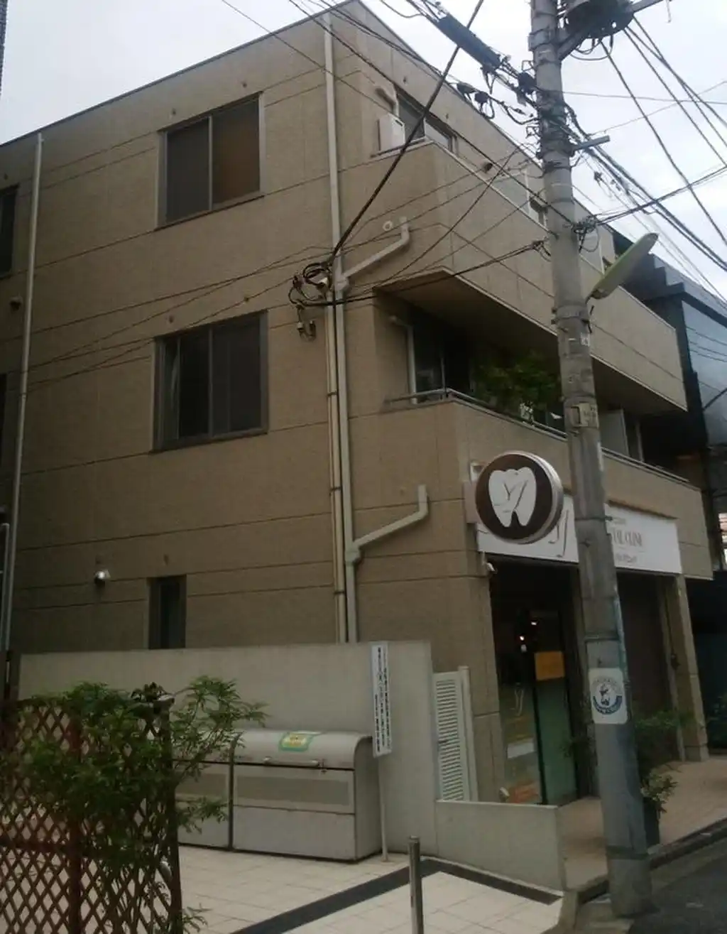 すぽっと37 外観