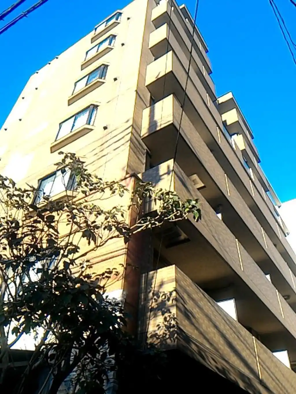 アイランドマンション1 外観