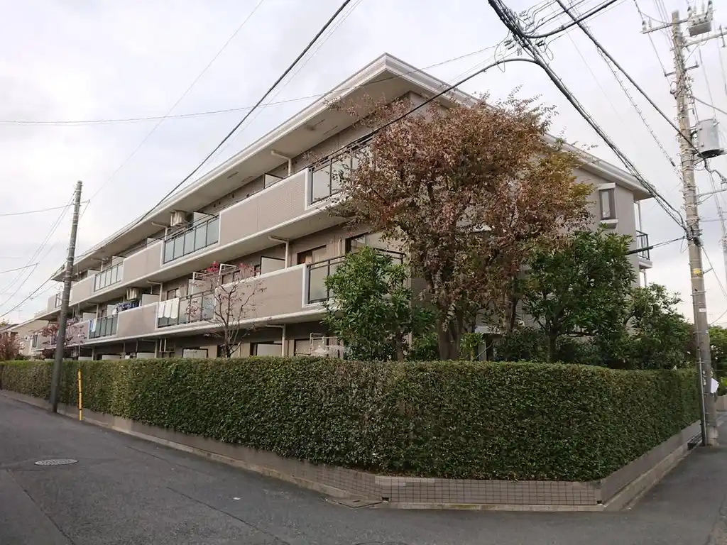リヴェール滝山 外観