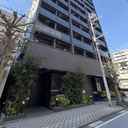 レア横濱阪東橋駅前 外観