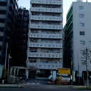 プラス・ワン横浜 外観