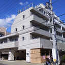 エクラン八芳 外観