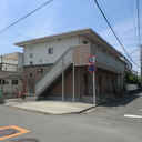 R 外観
