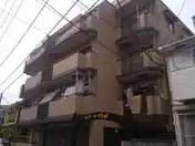 セザール川口