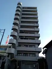 クリオ新子安伍番館