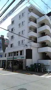 シャレー三井