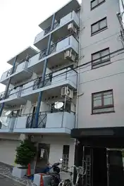 エミグラント仲池上