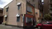 シャルル中央