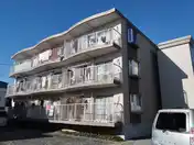 クレセントハイツ