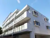 プラザ岩田