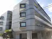 メゾンブライエール