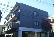 スリー&スリー