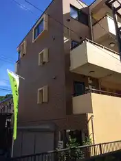 リバーストーンイースト