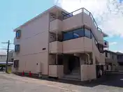 ハローハイツA