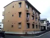 ラークヒルズB