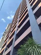 ラ・プラースウエスト