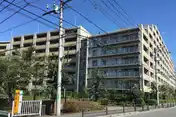 グローブスクエア