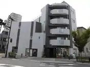 エスペース・モダーネ