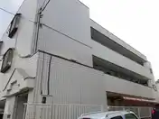 ベイサイドフローレス