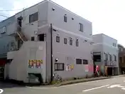 コスモパレス
