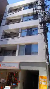 メゾンプレゾン