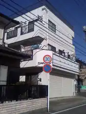 クリスタレン・モア