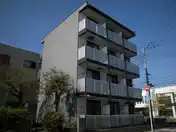 レオパレスタケシン