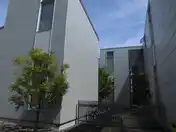 APARTMENTS F2