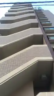 レオパレス伸夫