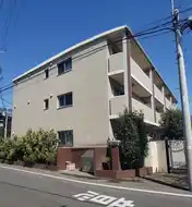 ラティーナ