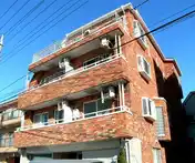 アルスターハウス