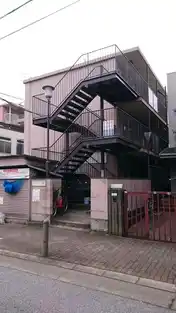 ホワイト・ハウス川口