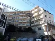 レジデンスサエキ