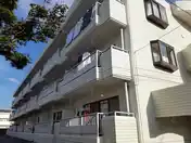 メゾンラフォーレ