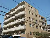 カウラナイースト
