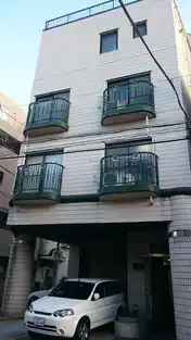 スプリングハウス