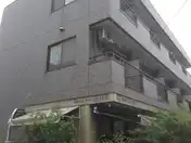 T&T