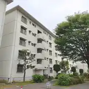 西遊馬団地8号棟