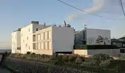 WEEKEND HOUSE ALLEY