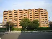 クリオ磯子 弐番館