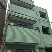 マヴェルドムール