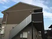 メゾーネ三郷中央