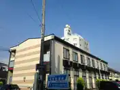 レオパレスルミエール